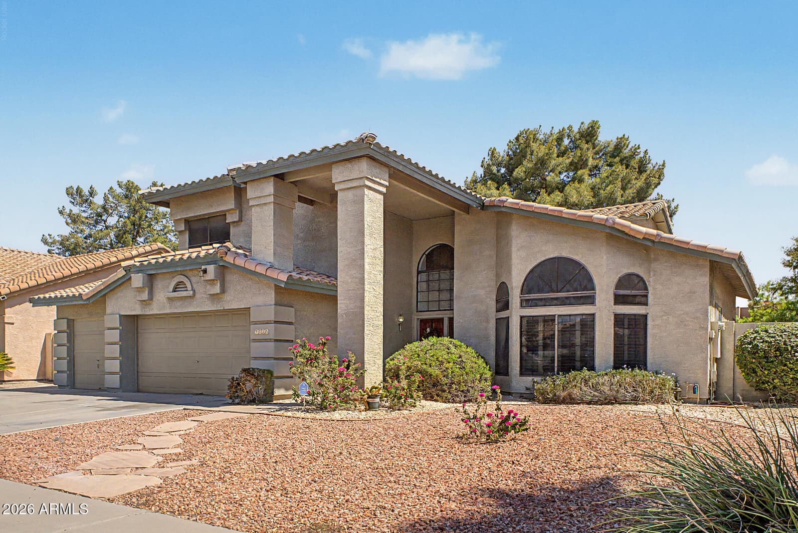 9555 S Palm Drive, Tempe, AZ 85284 — photo 5 of 56