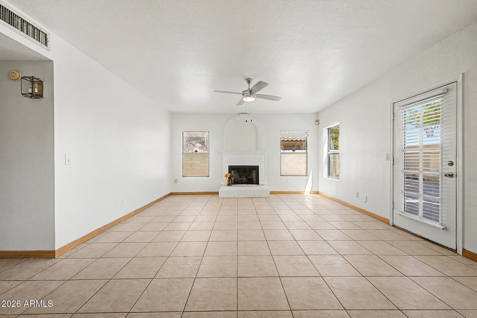 9555 S Palm Drive, Tempe, AZ 85284 — photo 16 of 56