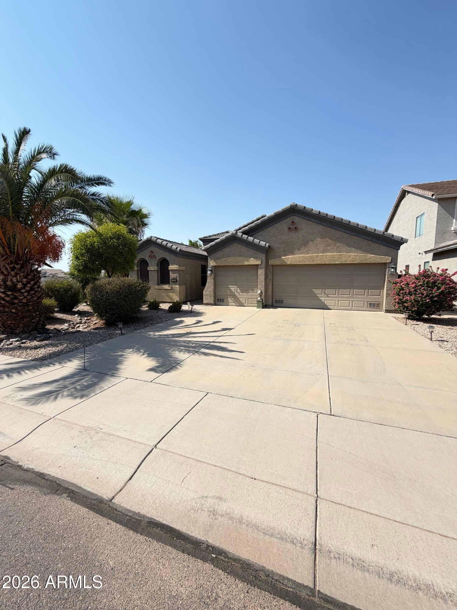 1774 W GREEN TREE Drive, San Tan Valley, AZ 85144