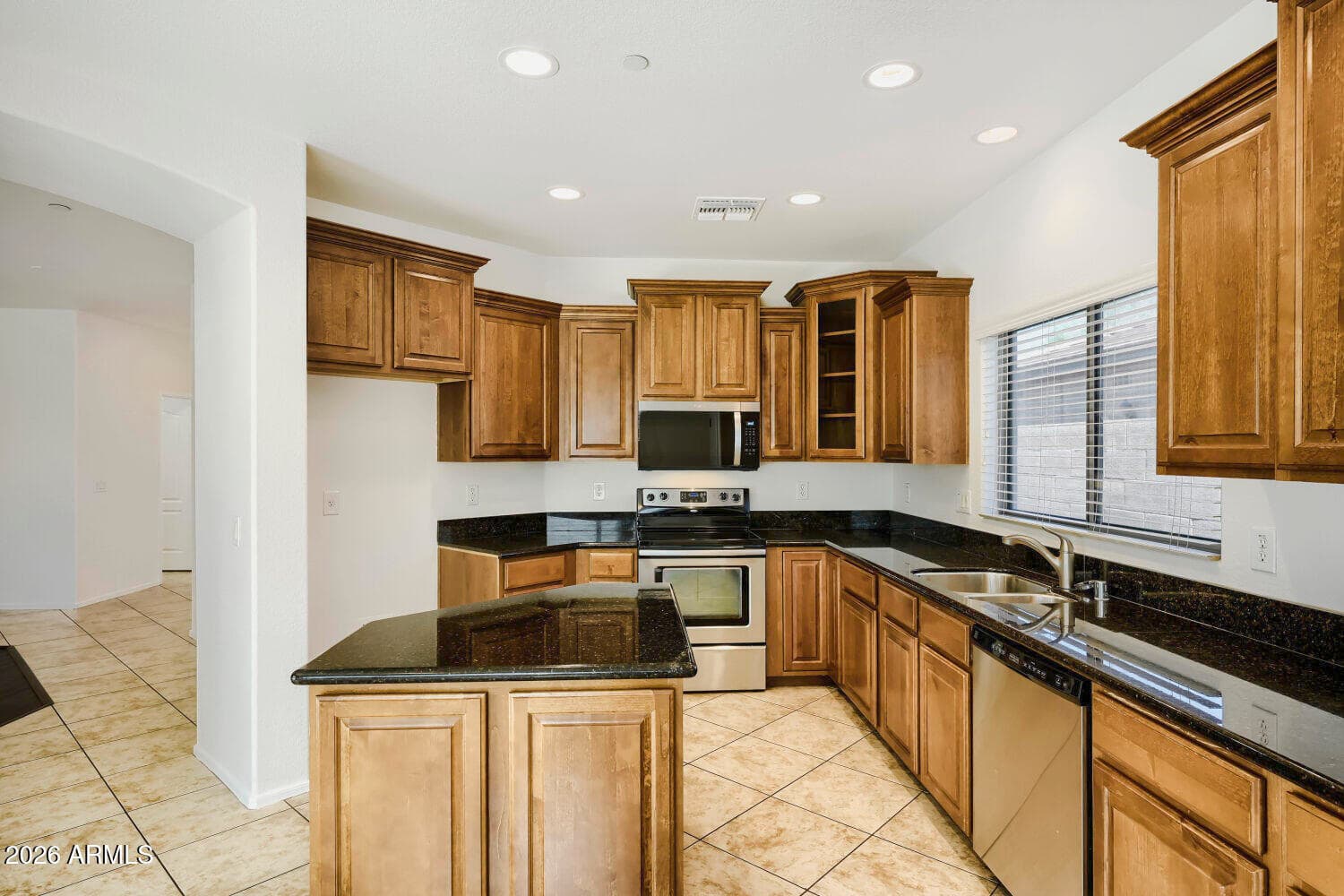 13759 W Monterey Way, Avondale, AZ 85392 — photo 12 of 29