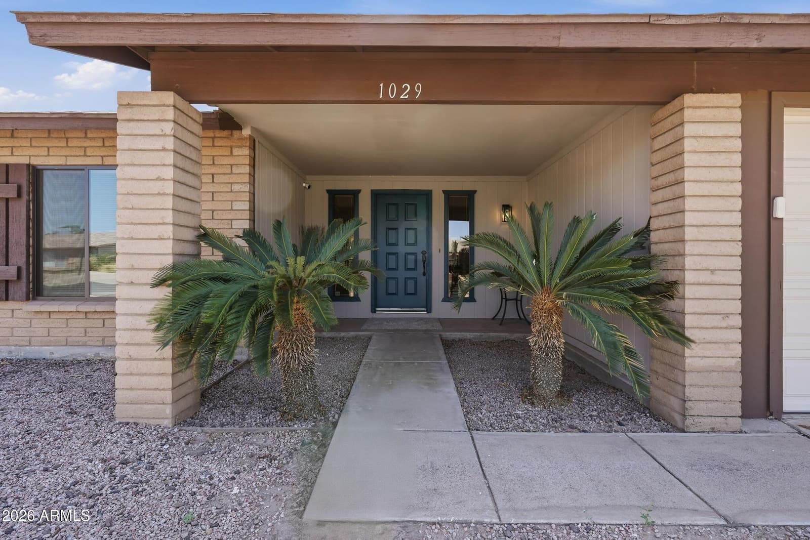 1029 W Carter Drive, Tempe, AZ 85282 — photo 3 of 32