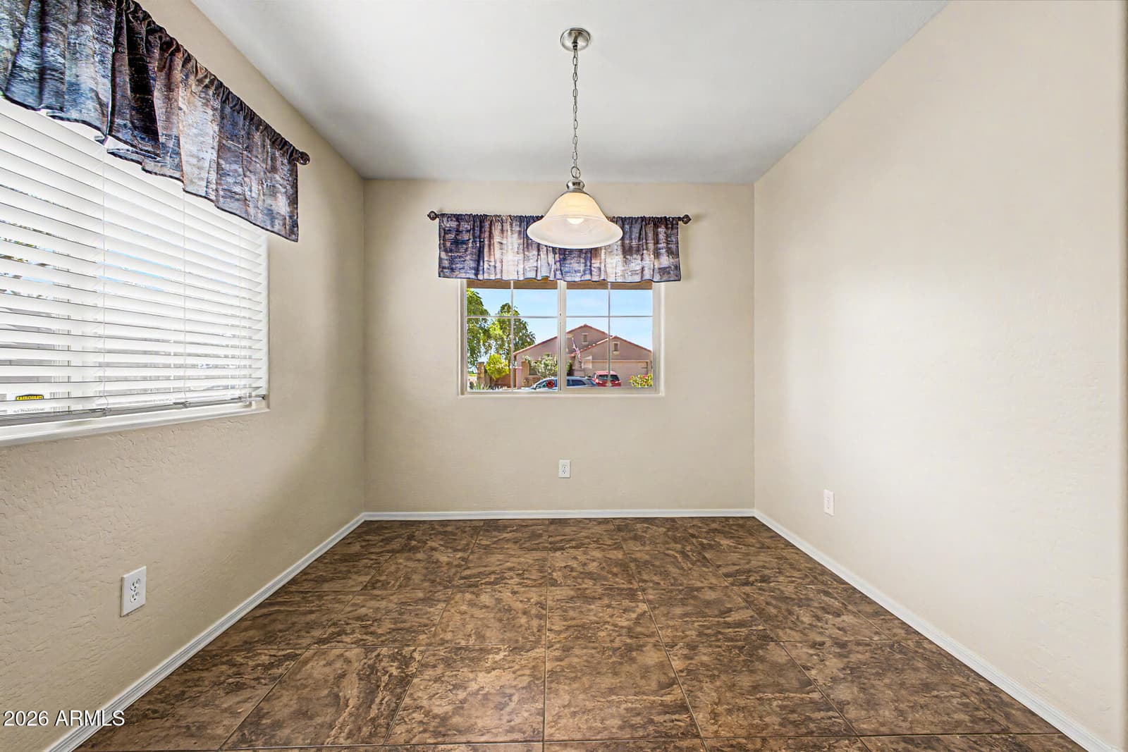 3915 S 186th Lane, Goodyear, AZ 85338 — photo 7 of 41