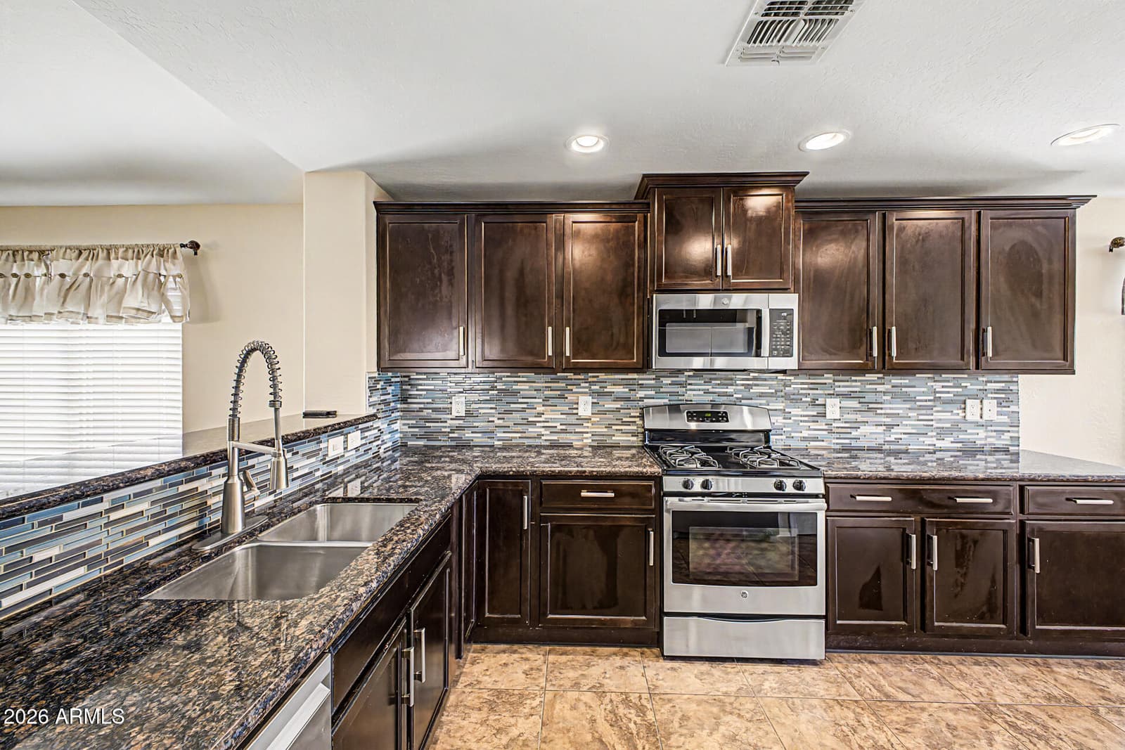 3915 S 186th Lane, Goodyear, AZ 85338 — photo 3 of 41
