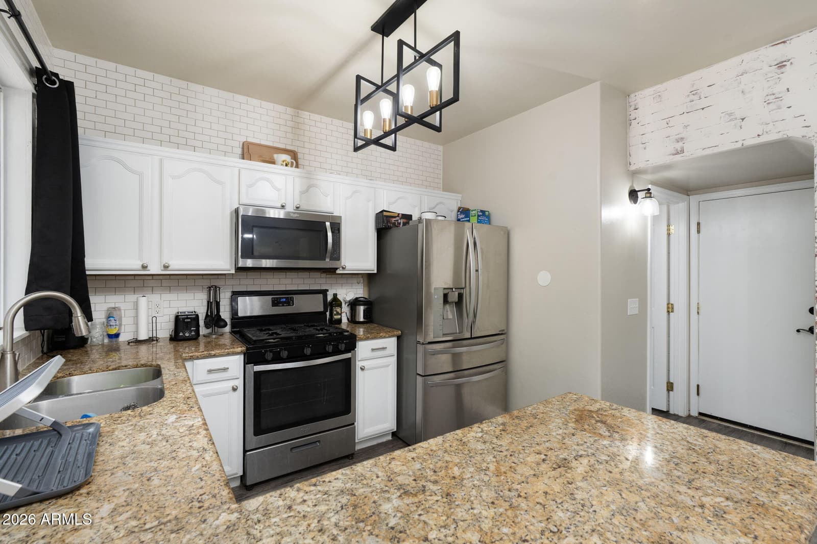 4139 E Windsor Drive, Gilbert, AZ 85296 — photo 12 of 36