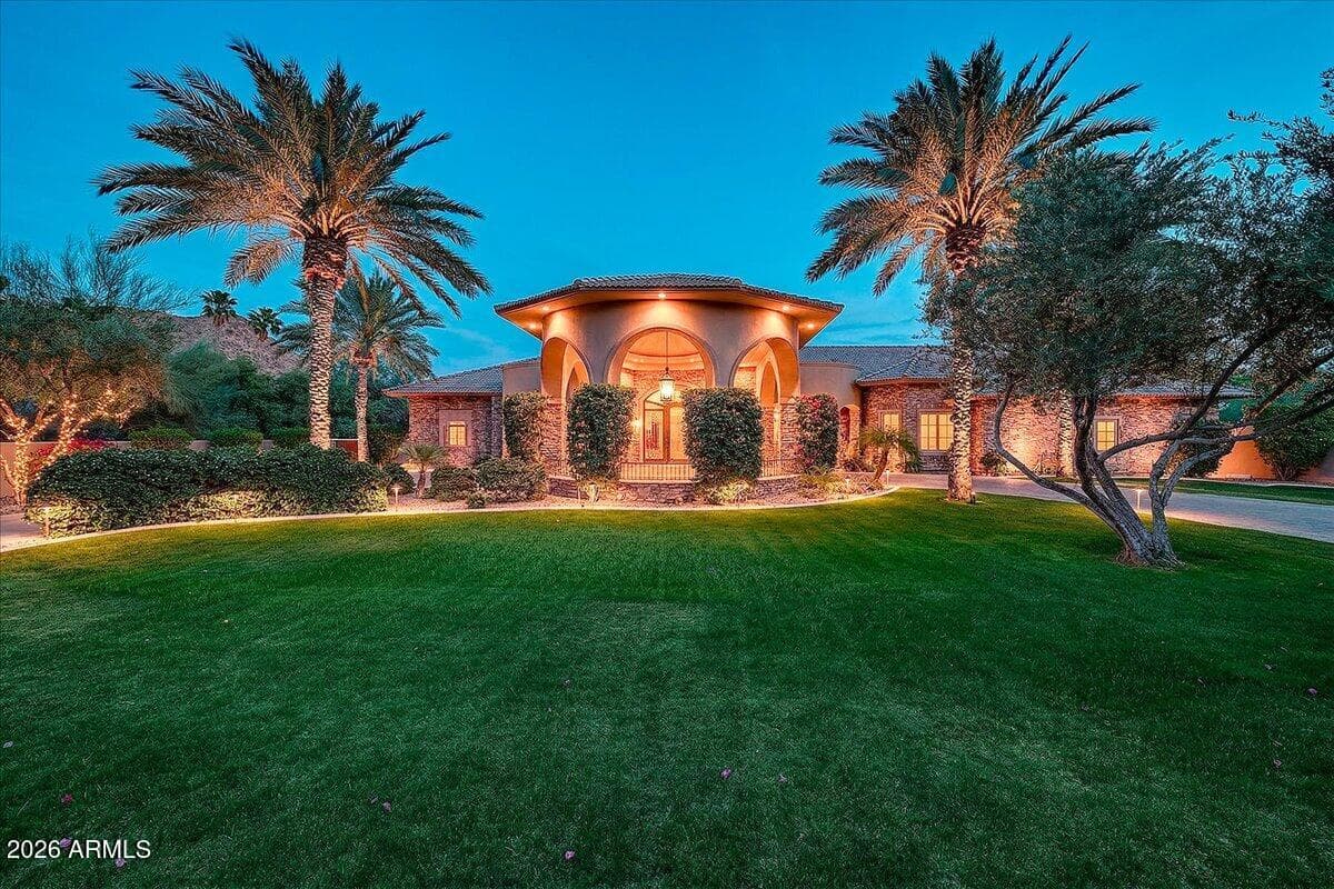 4807 E CRYSTAL Lane, Paradise Valley, AZ 85253