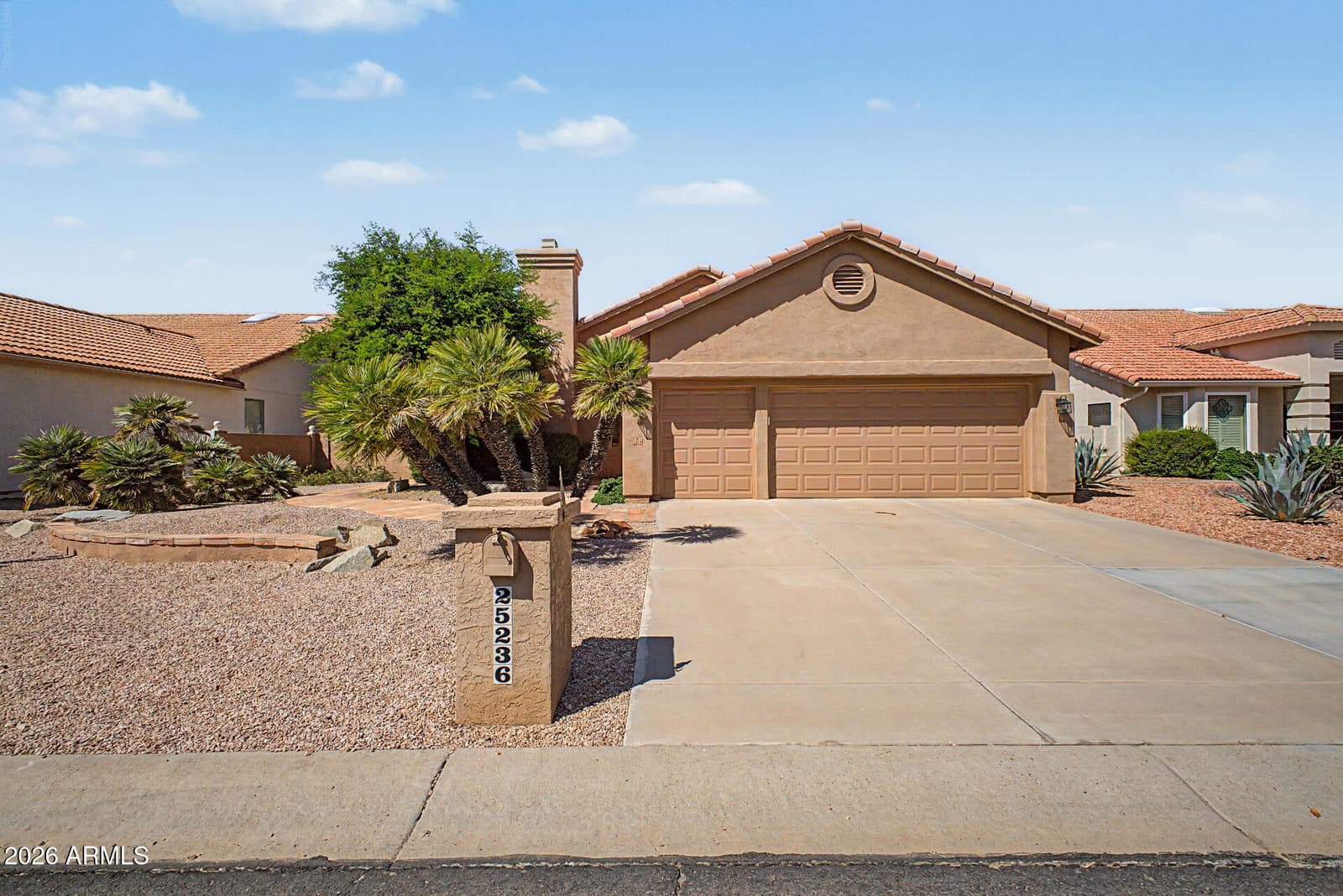 25236 S Flame Tree Drive, Sun Lakes, AZ 85248 — photo 4 of 76