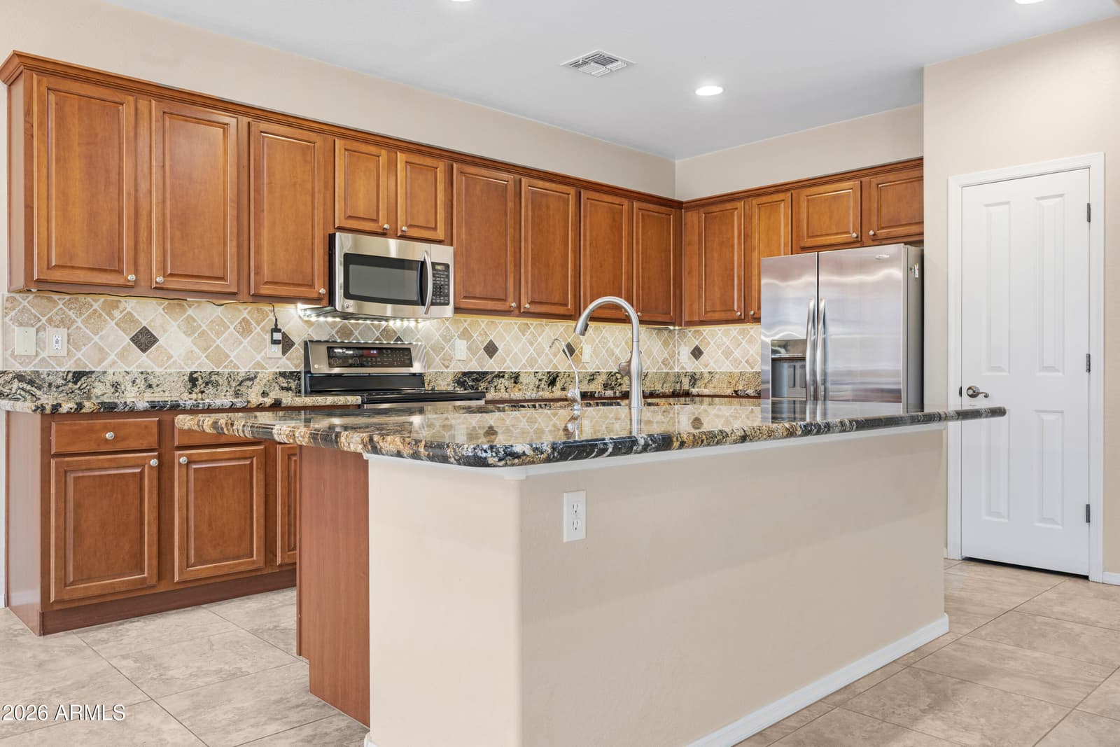 2619 E San Thomas Drive, Casa Grande, AZ 85194 — photo 4 of 44