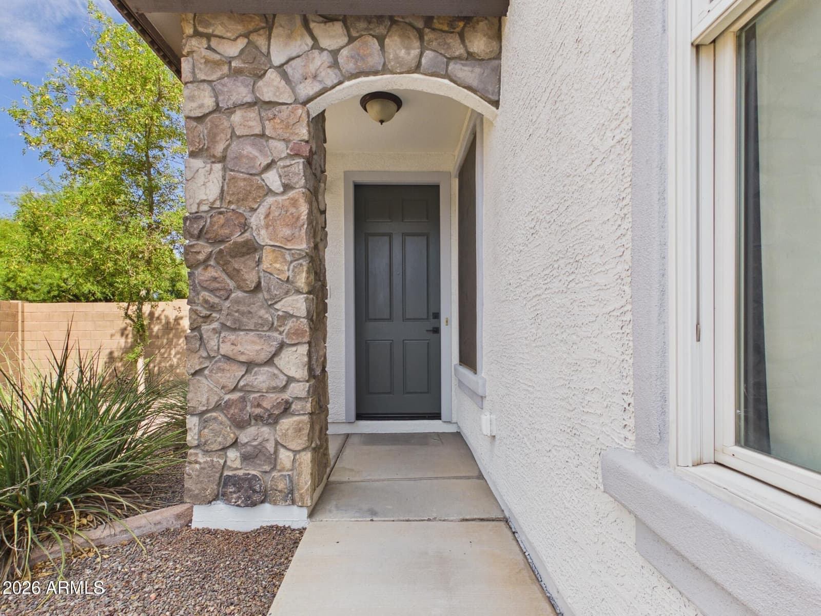 18298 W Smokey Drive, Surprise, AZ 85388 — photo 2 of 25