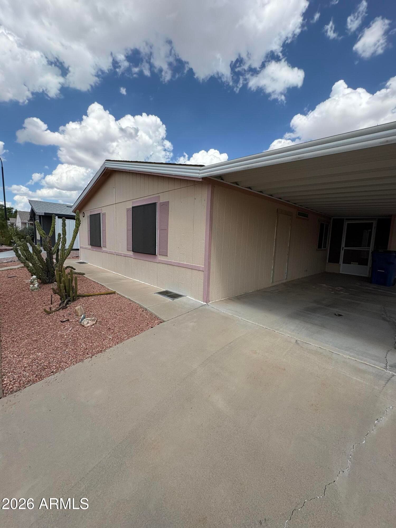 2400 E BASELINE Avenue 22, Apache Junction, AZ 85119