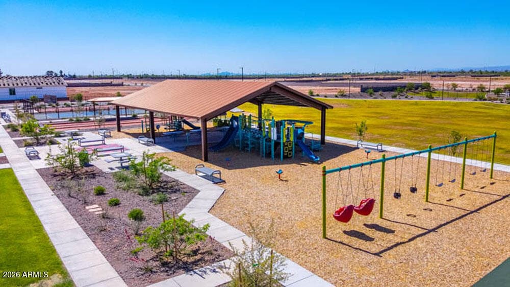 18257 W Avenida Del Sol, Surprise, AZ 85387 — photo 5 of 13