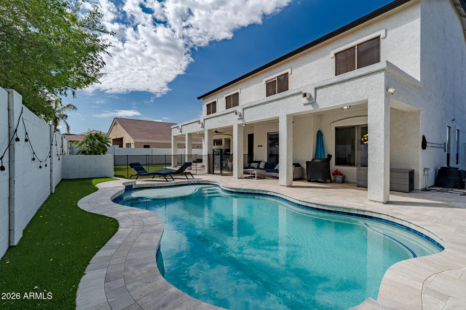2885 S Palm Street, Gilbert, AZ 85295 — photo 3 of 45