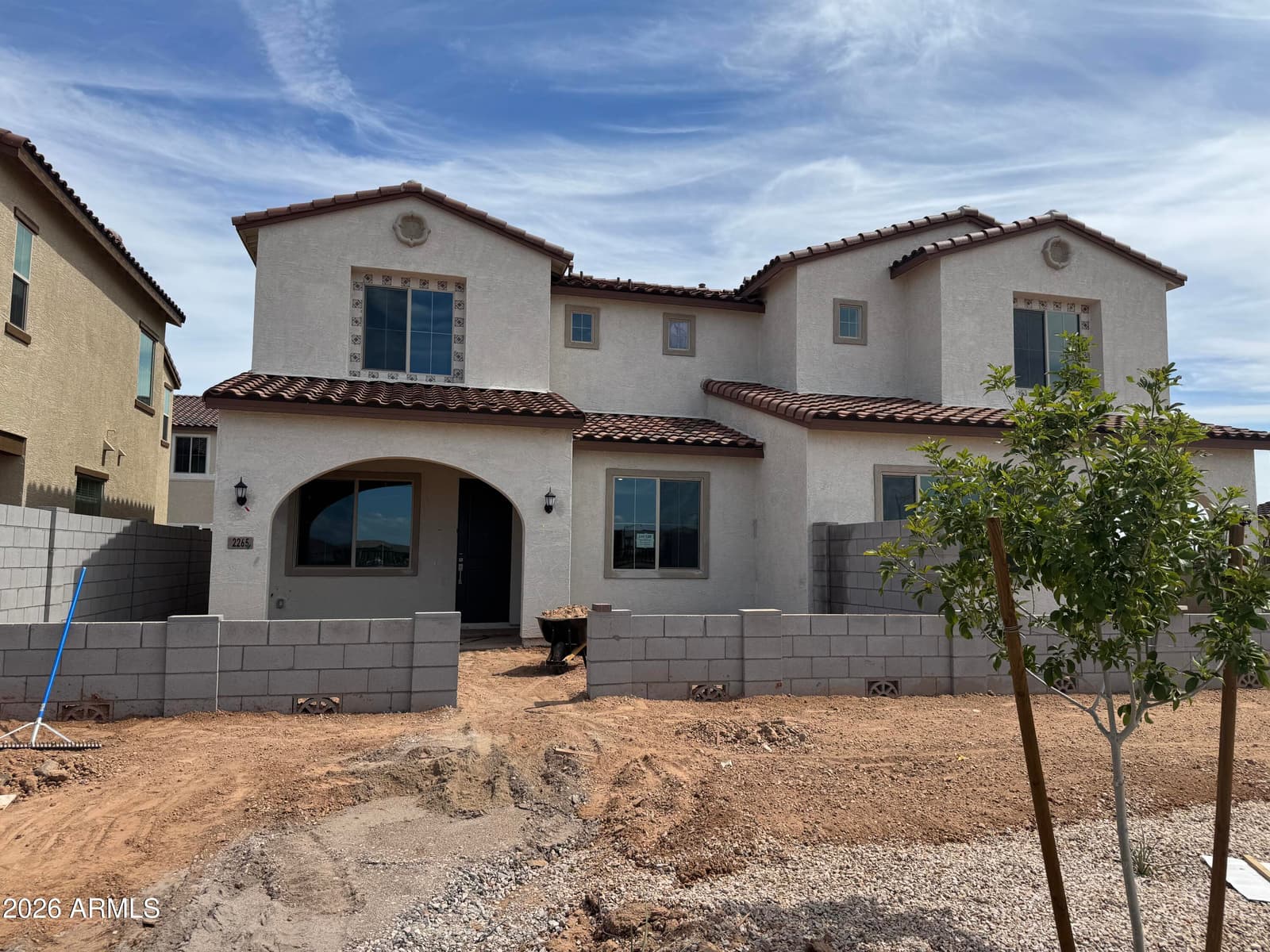2265 S Falcon Drive, Gilbert, AZ 85295 — photo 2 of 7