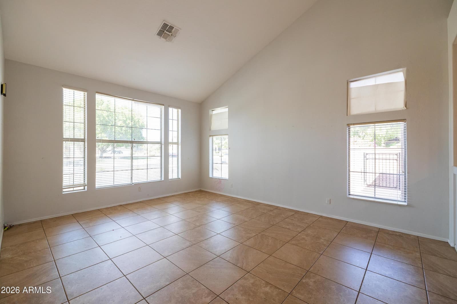 2315 N Avoca Street N, Mesa, AZ 85207 — photo 9 of 68