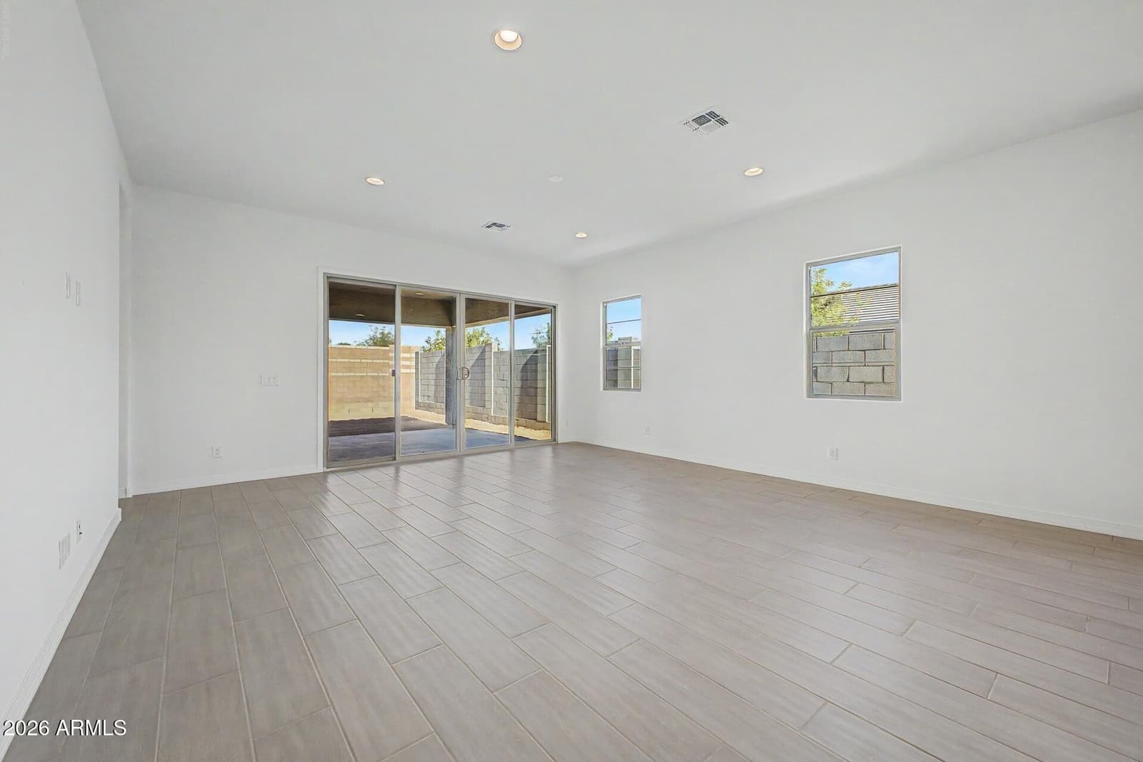 4621 S 119th Drive, Avondale, AZ 85323 — photo 13 of 38