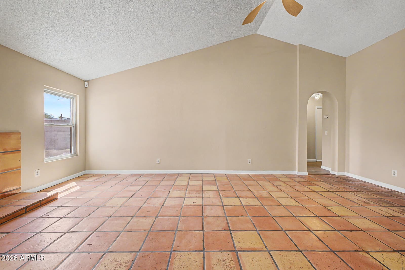 6433 W Kings Avenue, Glendale, AZ 85306 — photo 12 of 54