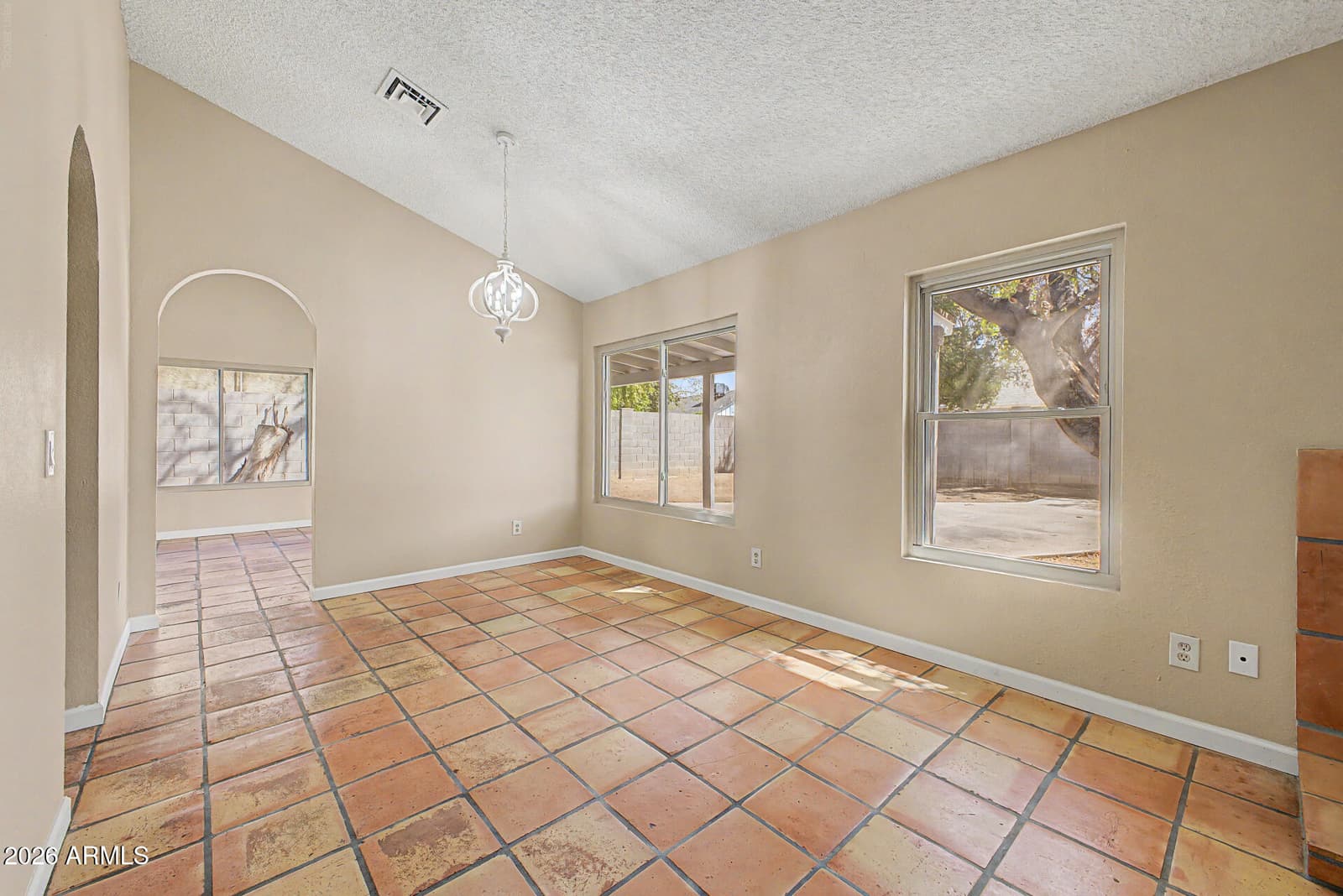 6433 W Kings Avenue, Glendale, AZ 85306 — photo 17 of 54