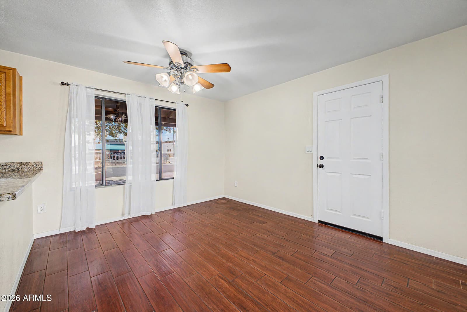 7200 W North Lane, Peoria, AZ 85345 — photo 10 of 47