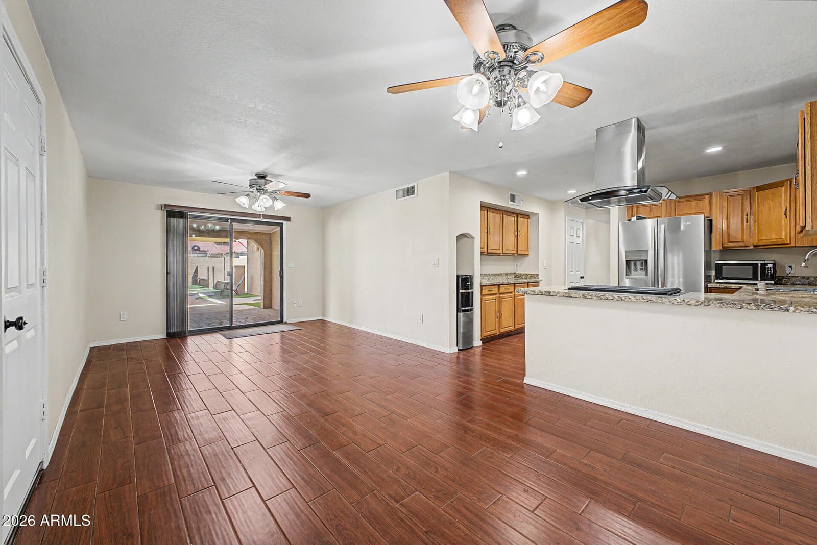 7200 W North Lane, Peoria, AZ 85345 — photo 11 of 47