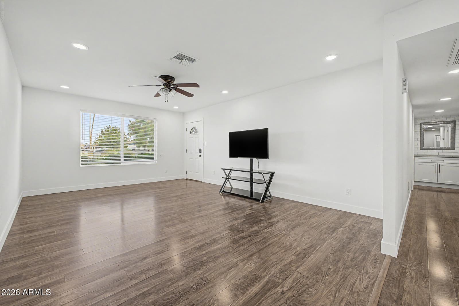 11430 N 37th Avenue, Phoenix, AZ 85029 — photo 5 of 42