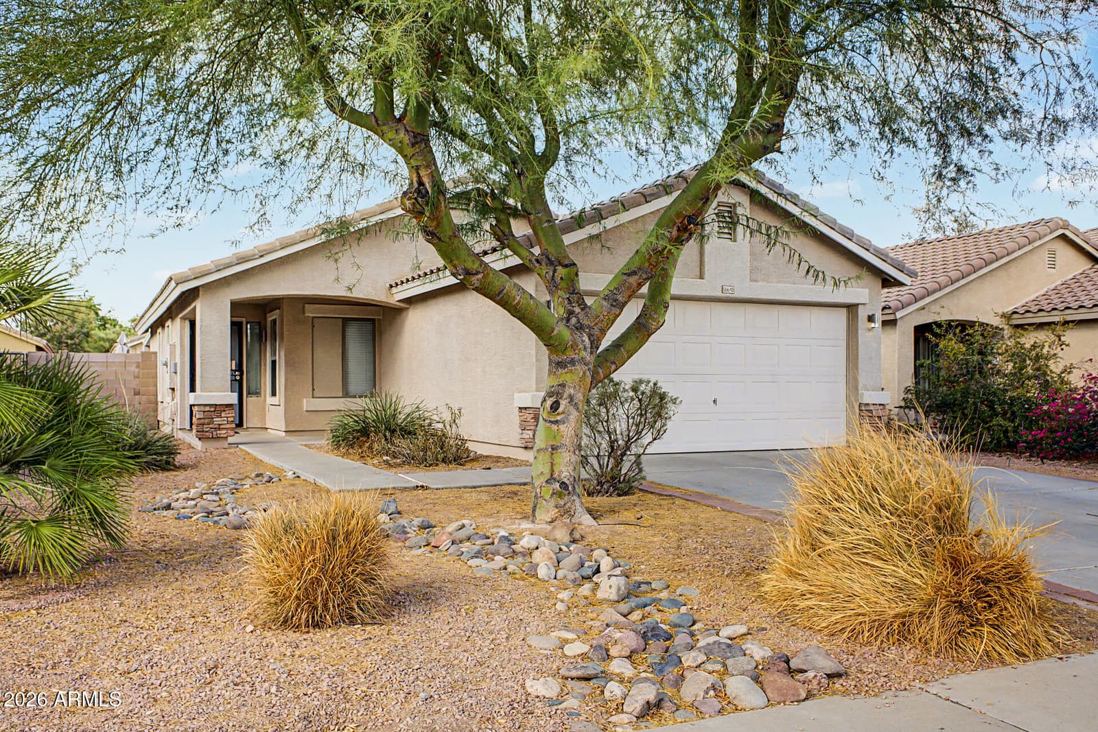 16640 W Statler Street, Surprise, AZ 85388 — photo 2 of 29