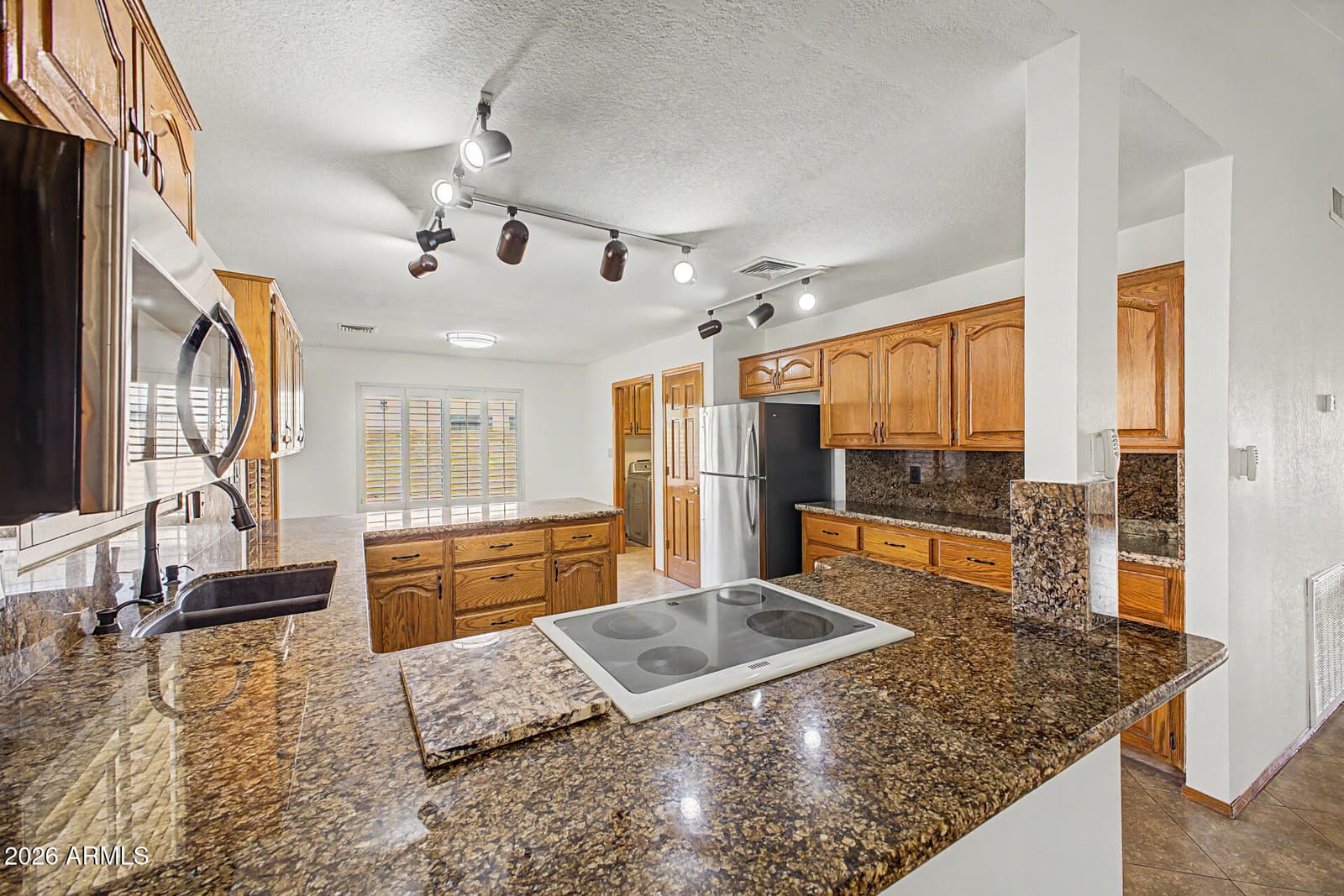 8122 S Palm Drive, Tempe, AZ 85284 — photo 13 of 43