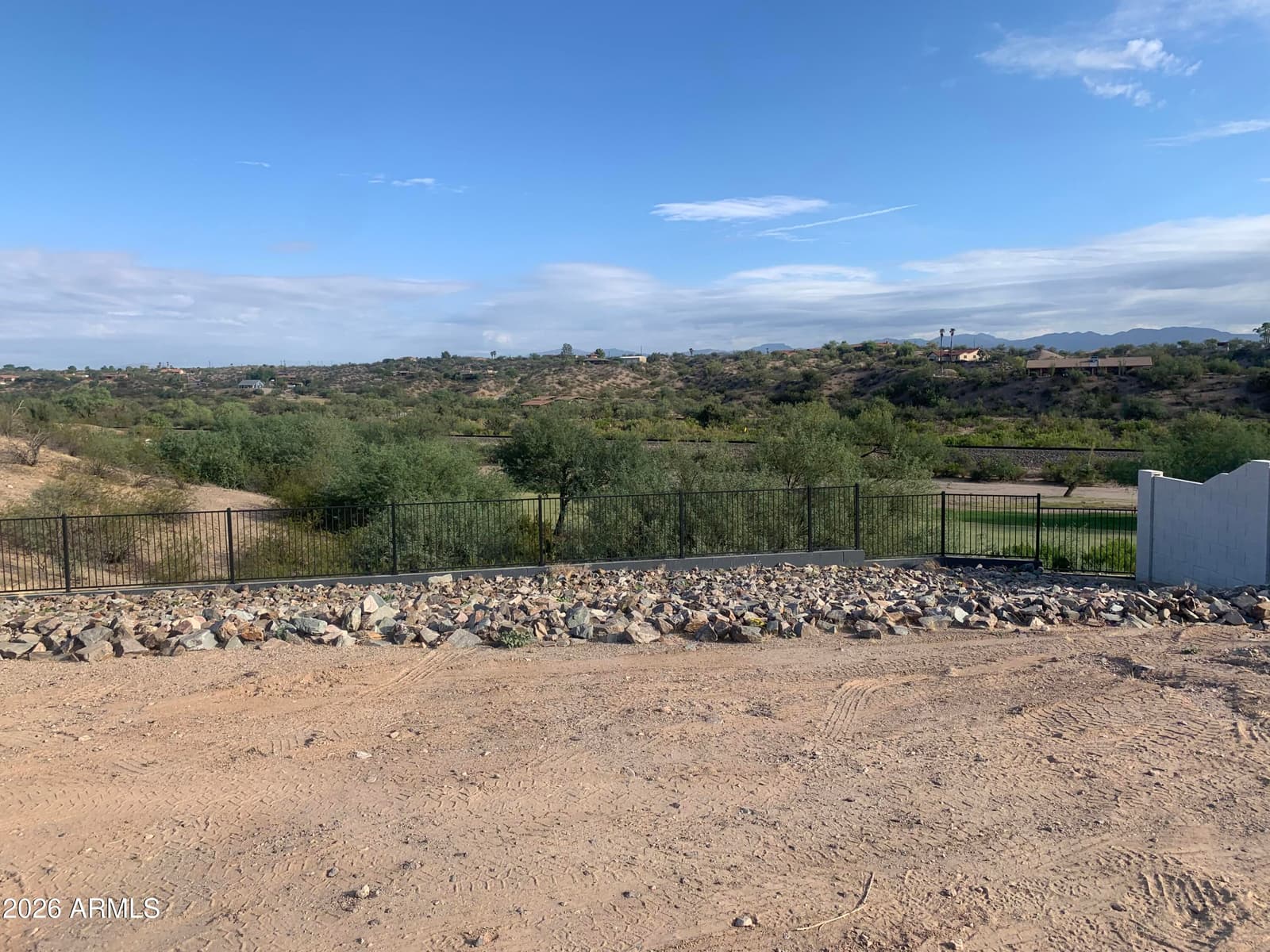 910 Echo Court, Wickenburg, AZ 85390 — photo 2 of 23