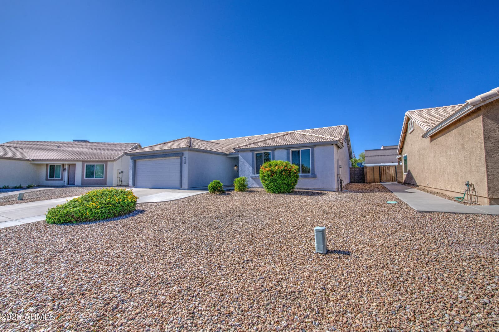 1900 W 19th Avenue, Apache Junction, AZ 85120 — photo 3 of 48