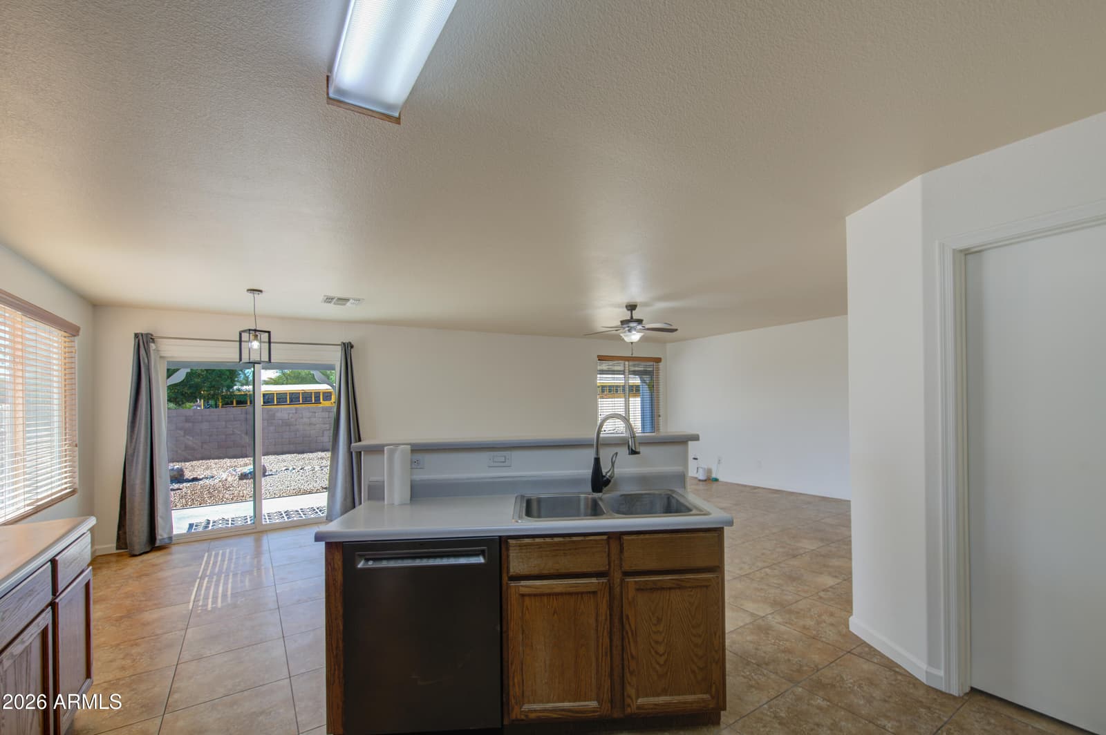1900 W 19th Avenue, Apache Junction, AZ 85120 — photo 17 of 48