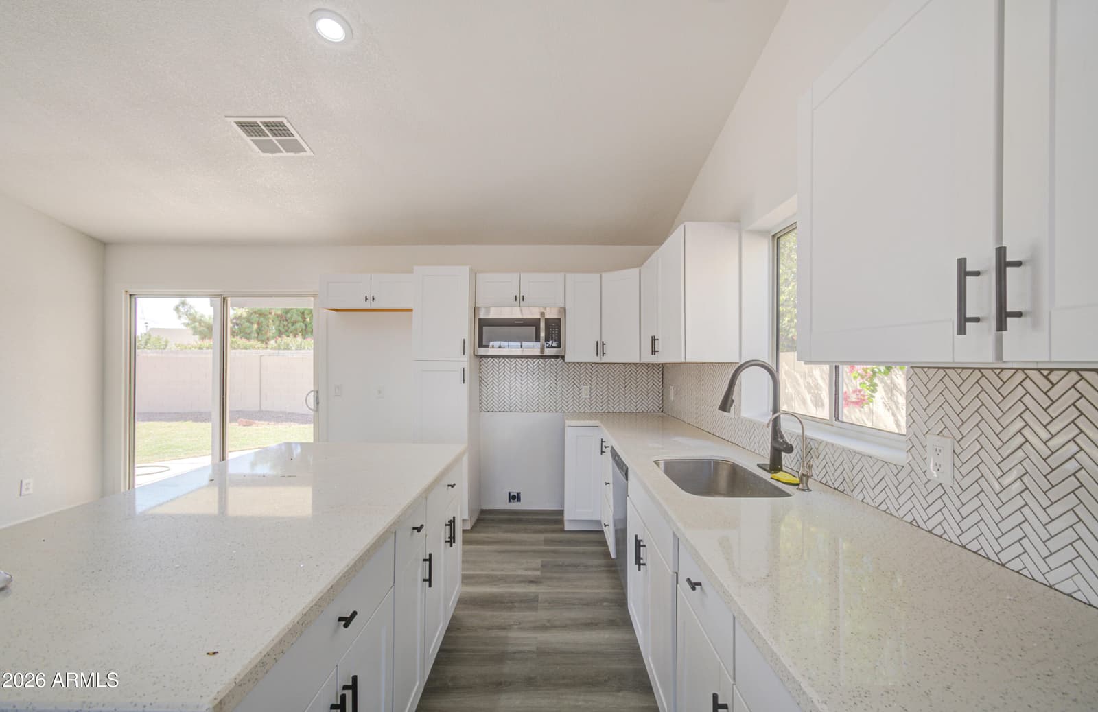 18140 N 92nd Lane, Peoria, AZ 85382 — photo 13 of 40