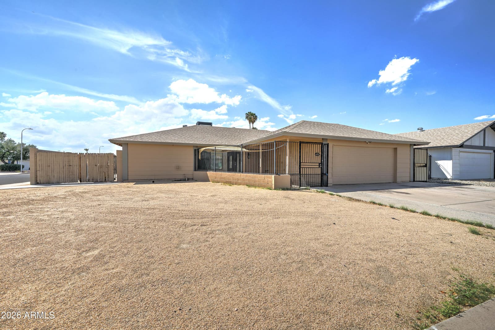 10202 N 45th Avenue, Glendale, AZ 85302 — photo 3 of 35