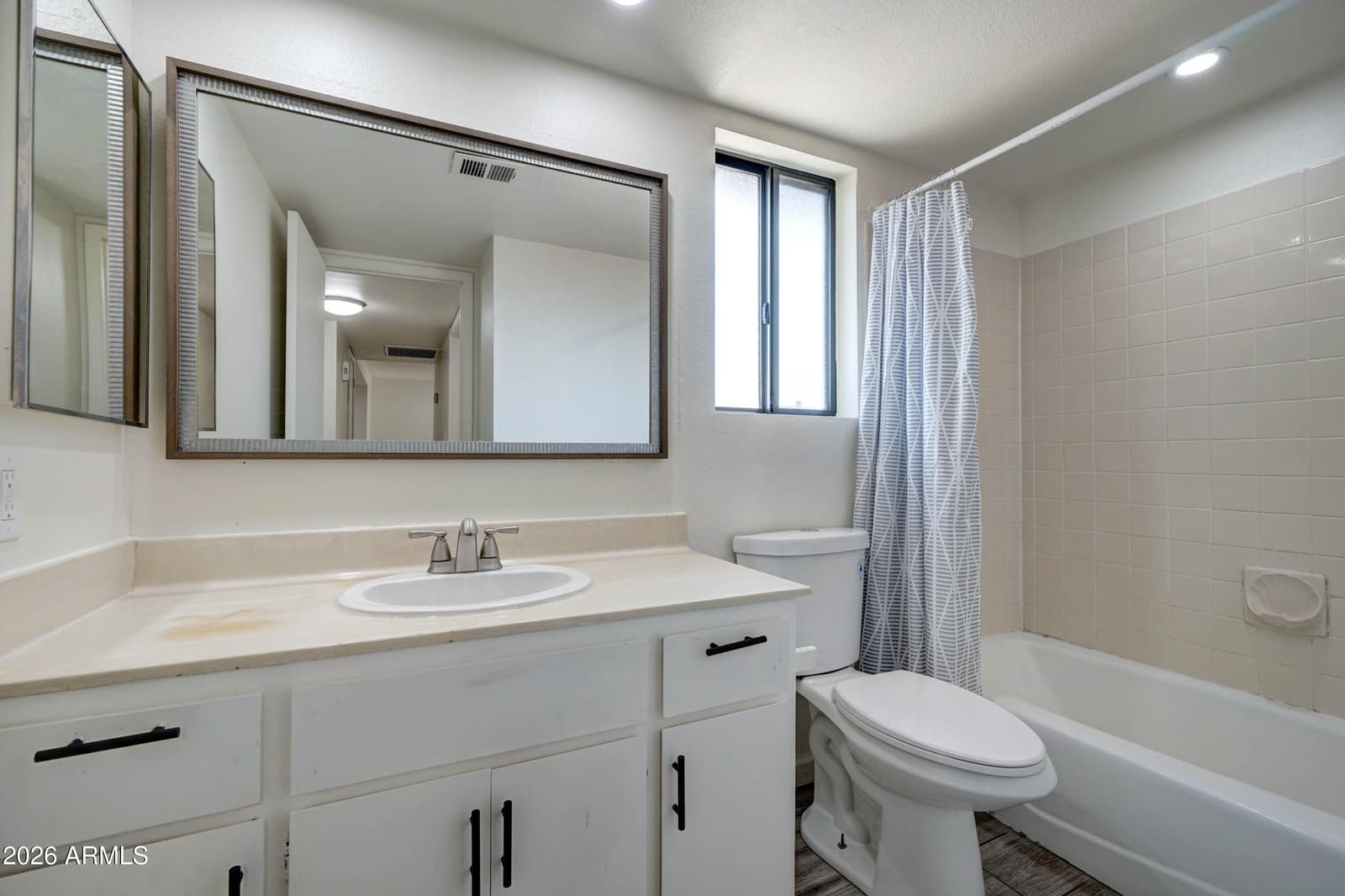 10202 N 45th Avenue, Glendale, AZ 85302 — photo 16 of 35