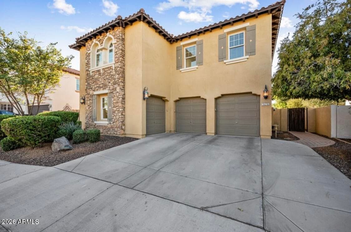 3476 S Valerie Drive, Chandler, AZ 85286 — photo 3 of 44