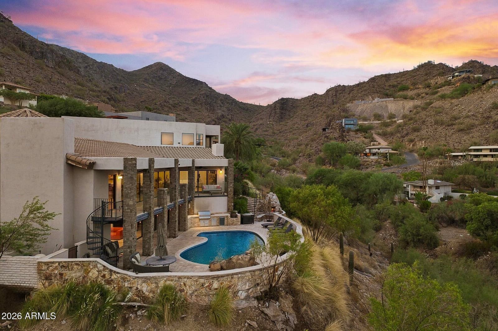 7525 N CLEARWATER Parkway, Paradise Valley, AZ 85253