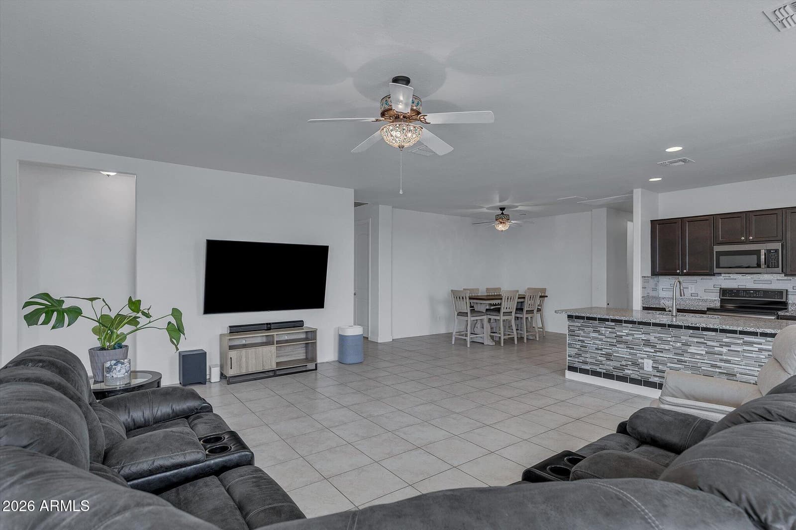 25818 N 137th Avenue, Peoria, AZ 85383 — photo 13 of 31