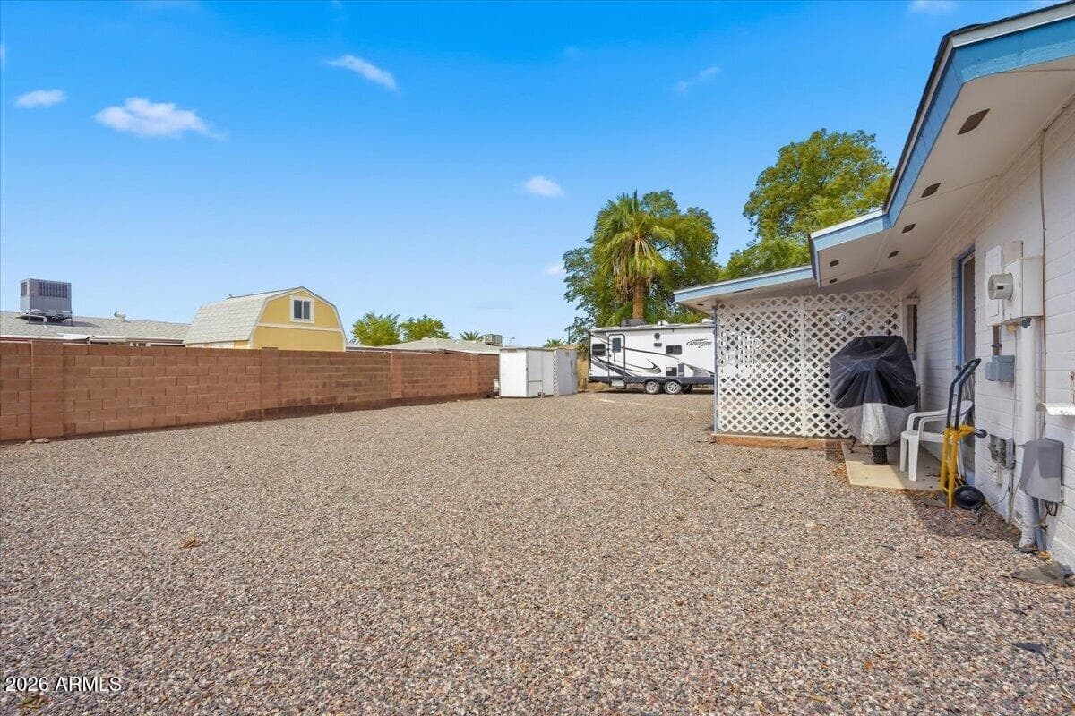 302 N 61st Way, Mesa, AZ 85205 — photo 11 of 29