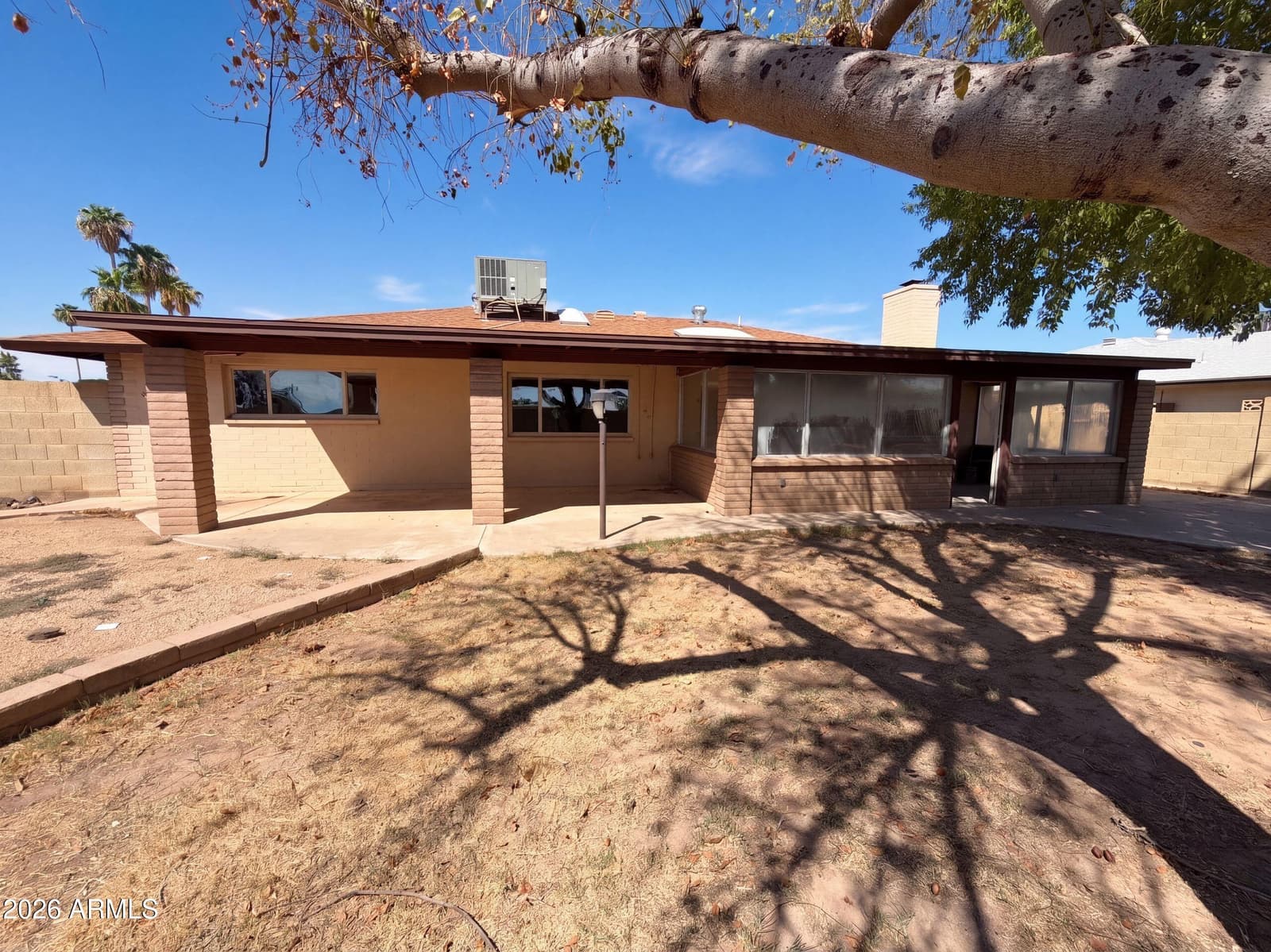 8301 N 47th Drive, Glendale, AZ 85302 — photo 8 of 34