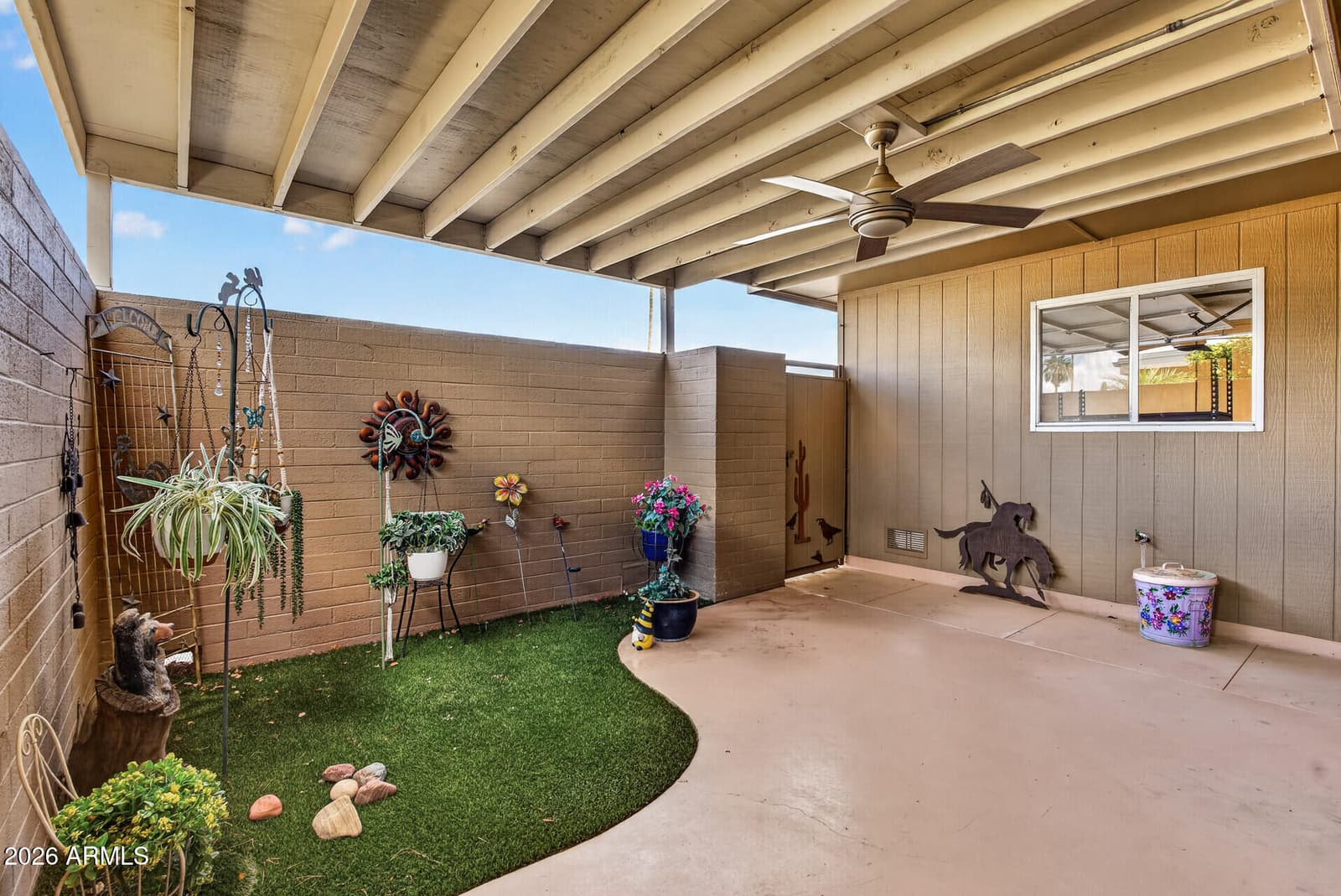 10146 W Hutton Drive, Sun City, AZ 85351 — photo 6 of 34