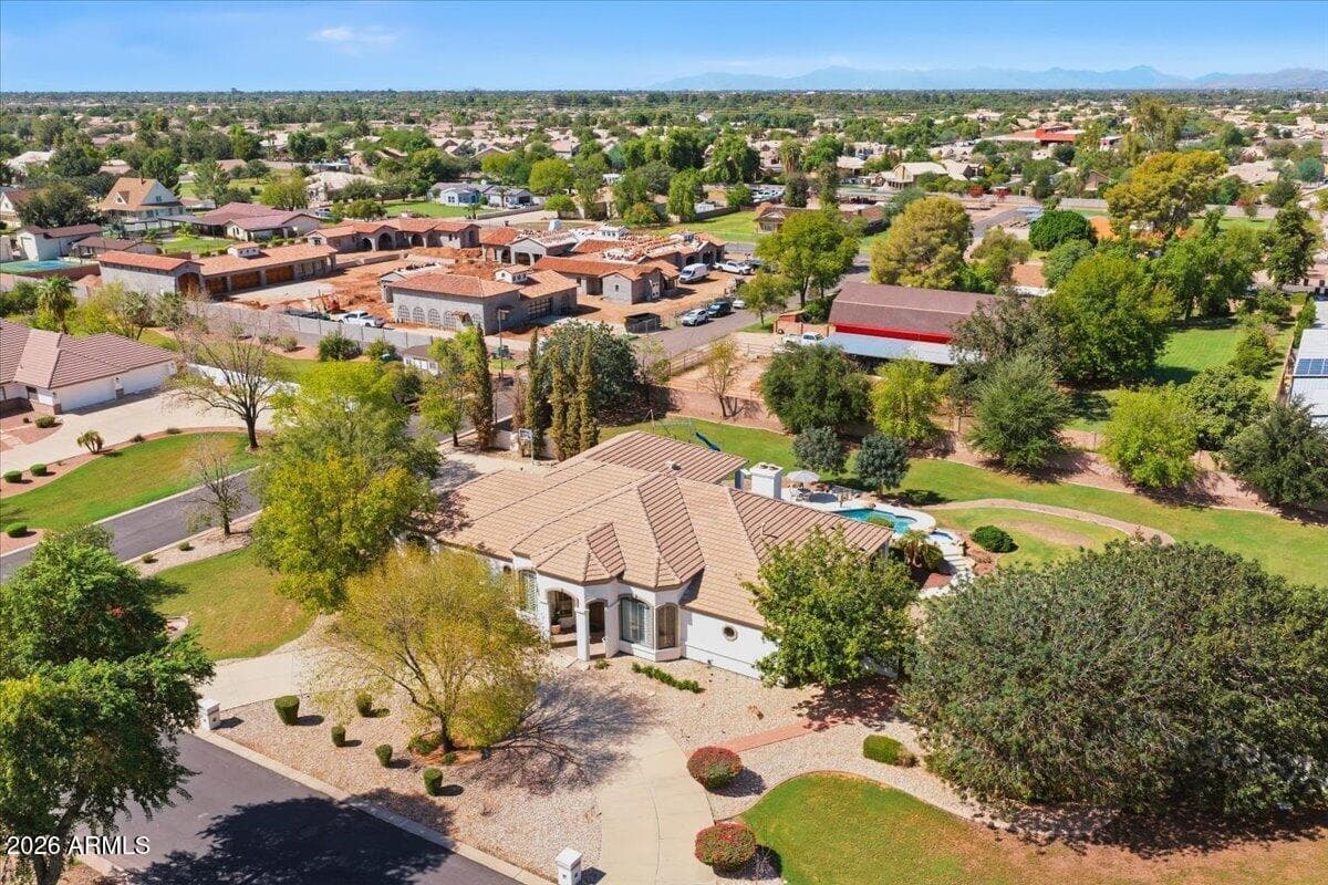 176 S EQUESTRIAN Court, Gilbert, AZ 85296