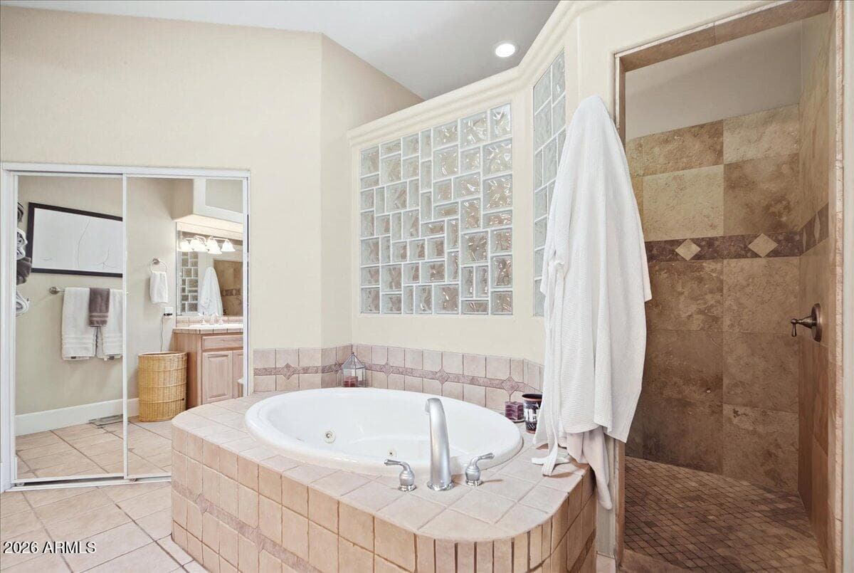 176 S Equestrian Court, Gilbert, AZ 85296 — photo 32 of 76