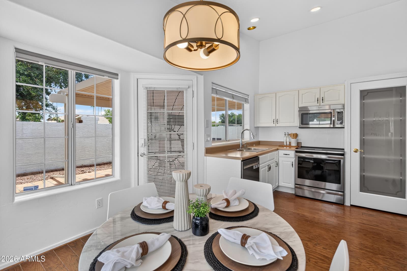 909 S Scallop Drive, Gilbert, AZ 85233 — photo 11 of 42