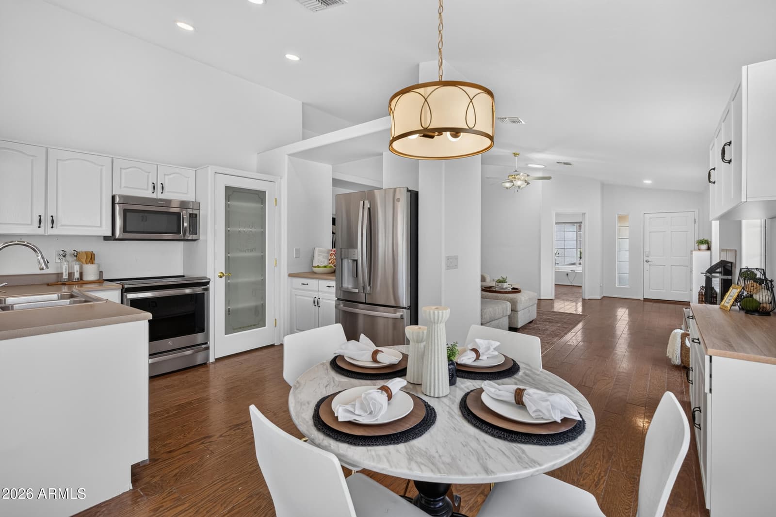 909 S Scallop Drive, Gilbert, AZ 85233 — photo 12 of 42
