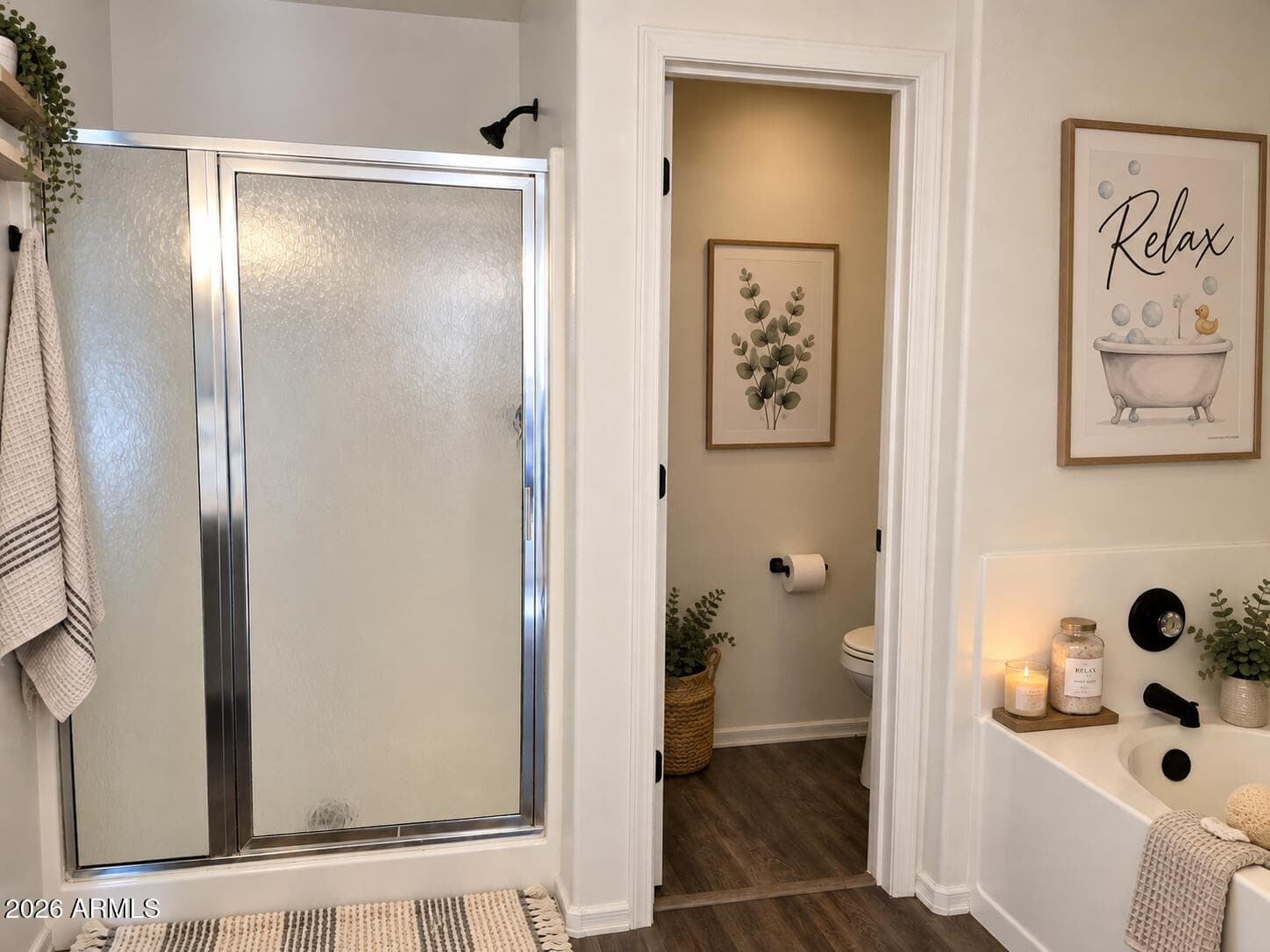 8640 N 68th Drive, Peoria, AZ 85345 — photo 9 of 27