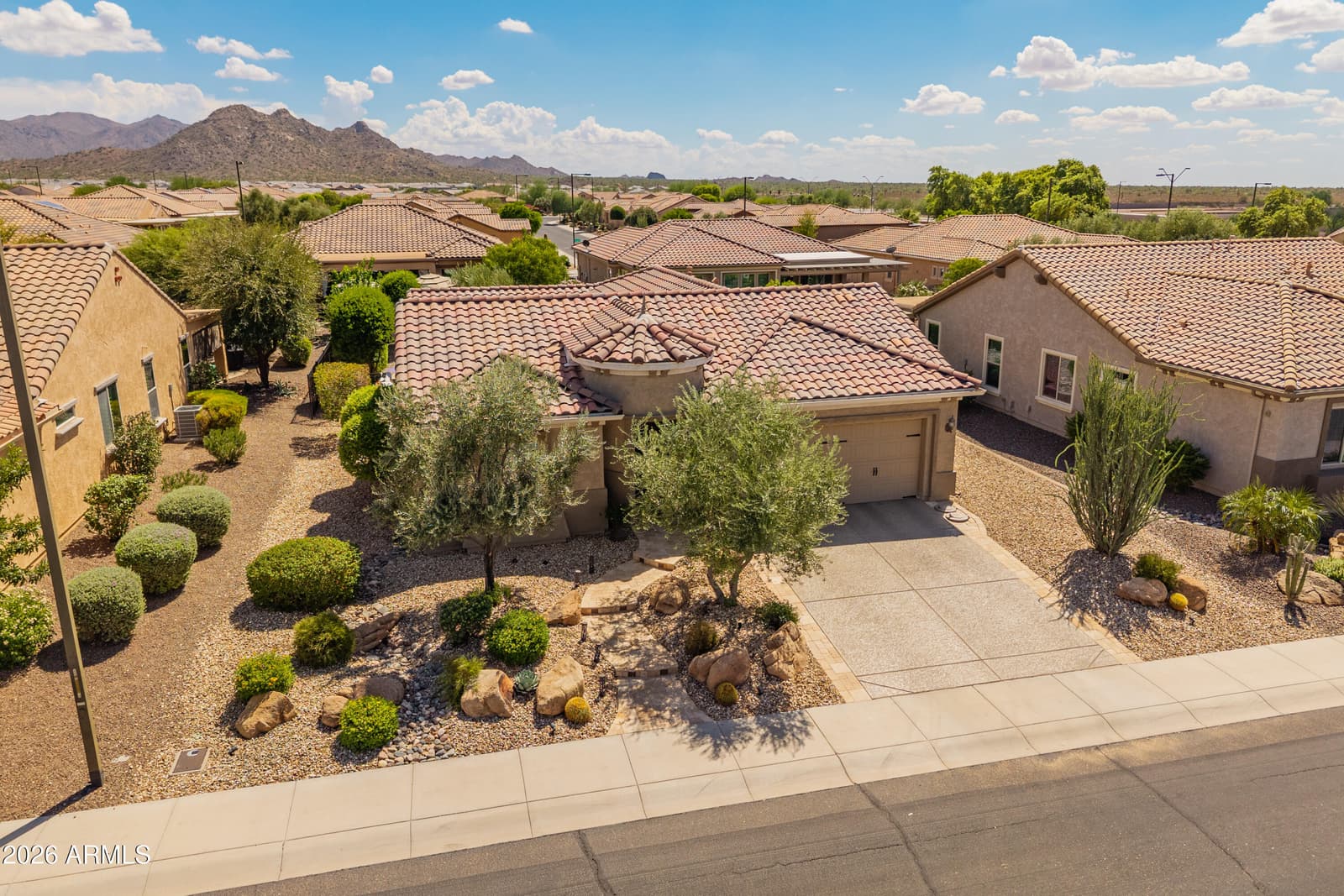 27077 W Sequoia Drive, Buckeye, AZ 85396 — photo 5 of 50