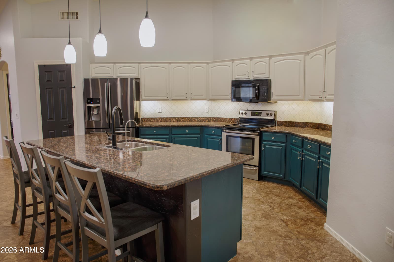 1221 W Delmonte Drive, Casa Grande, AZ 85122 — photo 7 of 22