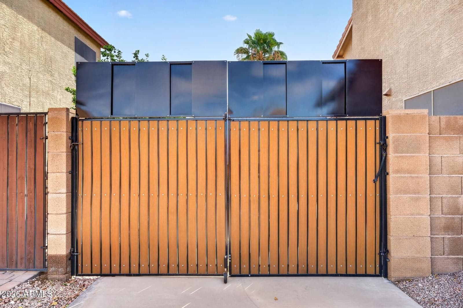 1361 E Jasper Drive, Gilbert, AZ 85296 — photo 4 of 51