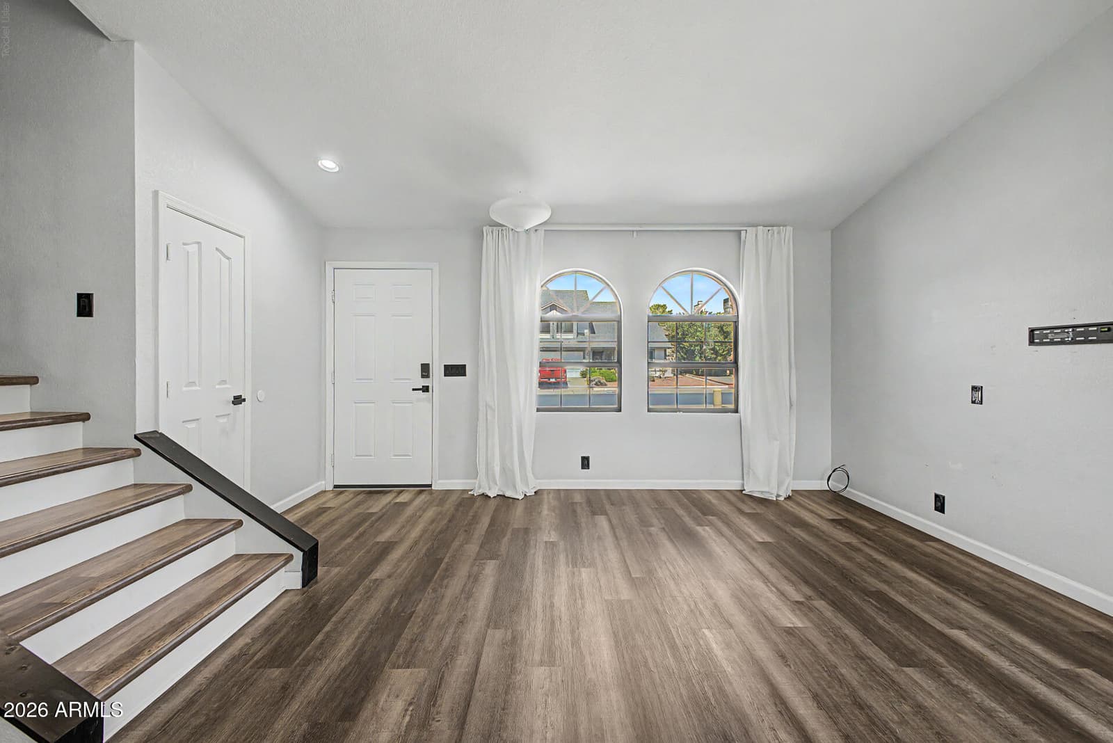 4009 W Misty Willow Lane, Glendale, AZ 85310 — photo 11 of 29
