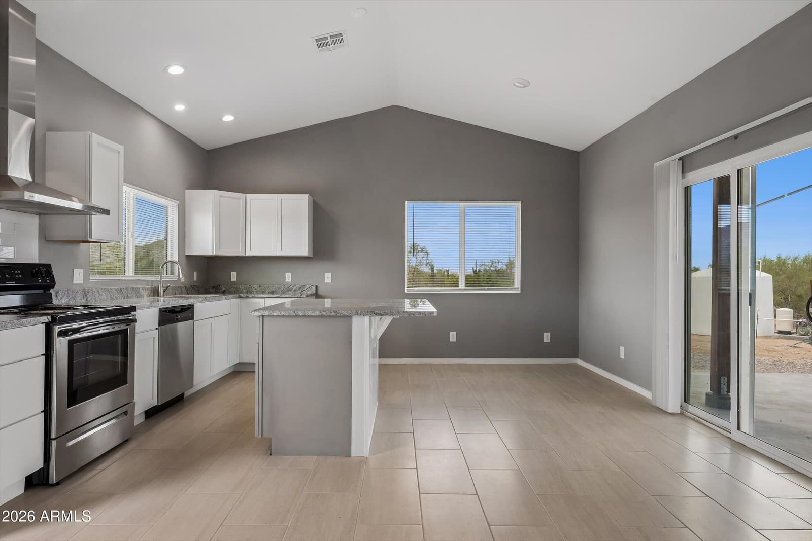 333 S Picket Drive, Maricopa, AZ 85139 — photo 8 of 39