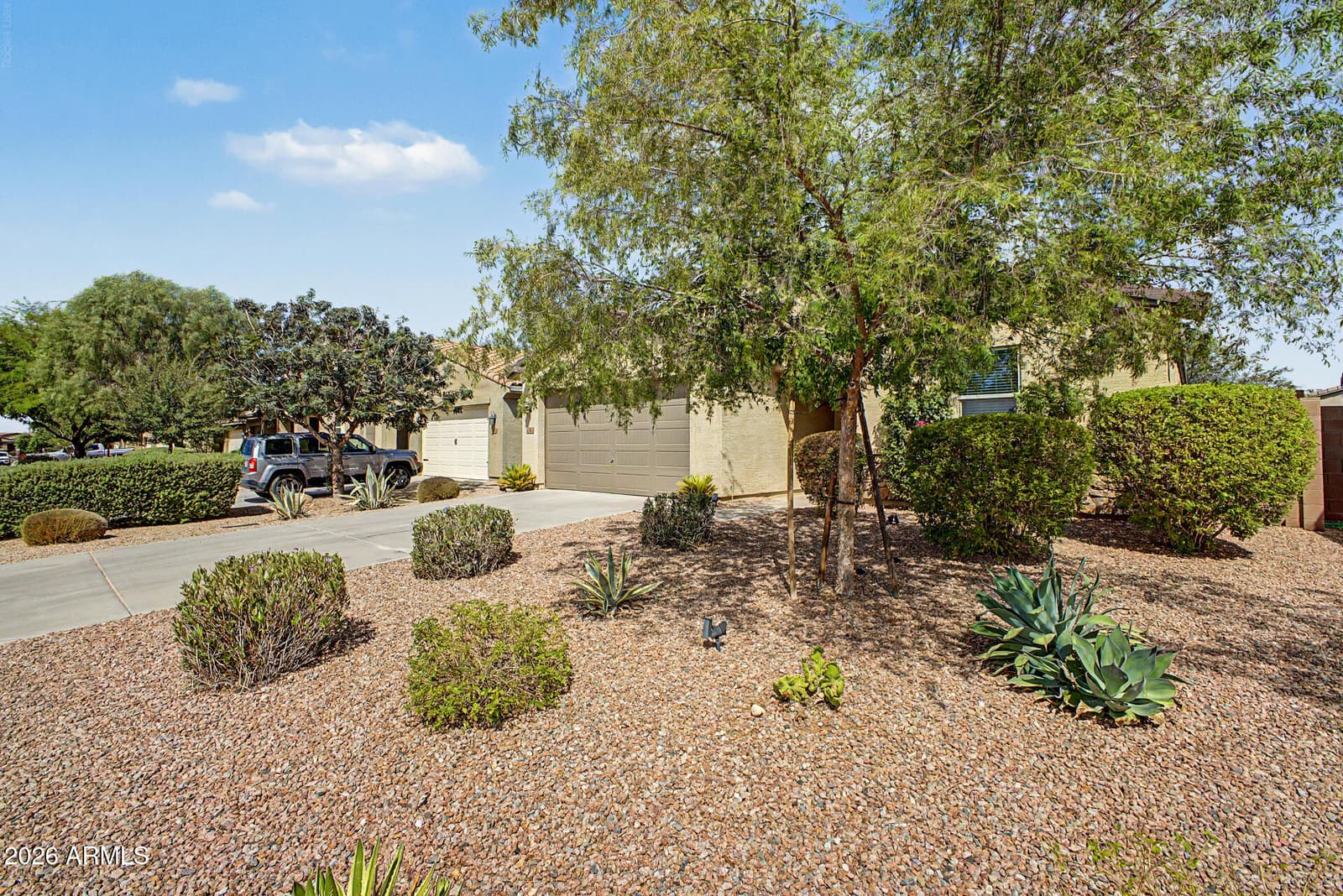 696 W Glen Canyon Drive, San Tan Valley, AZ 85140 — photo 5 of 67