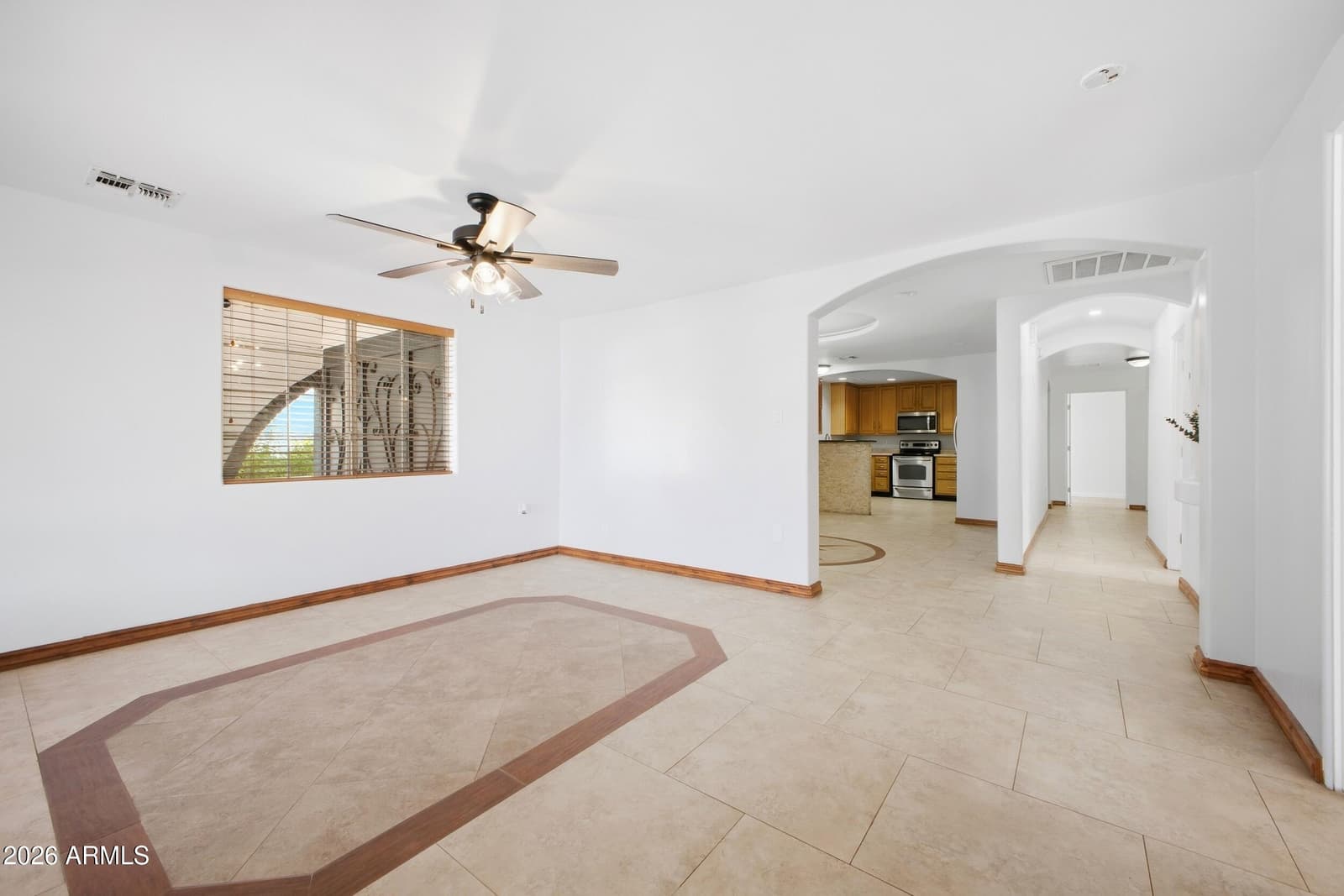 14013 N Alto Street, El Mirage, AZ 85335 — photo 4 of 44