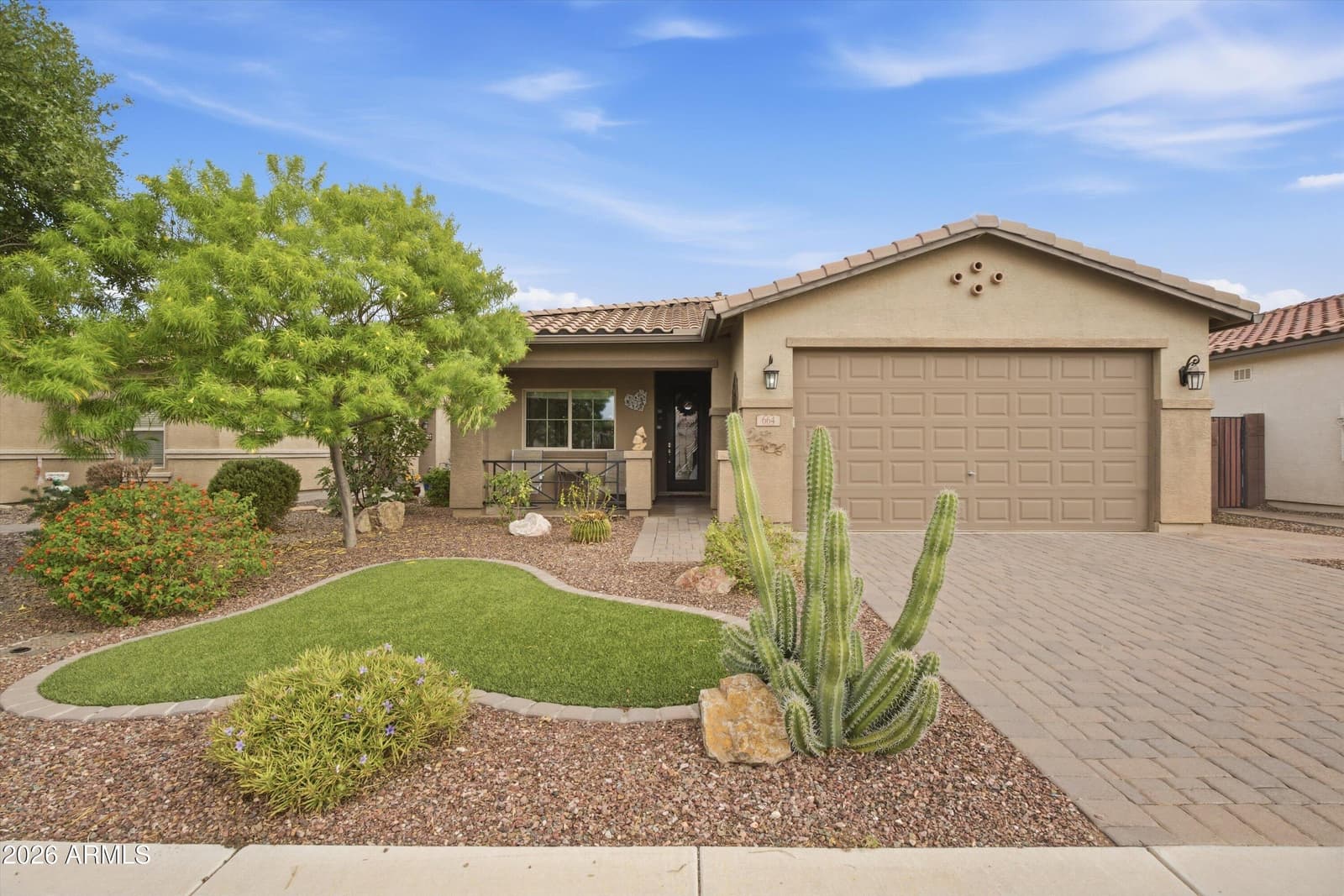 664 W MANGROVE Road, San Tan Valley, AZ 85140